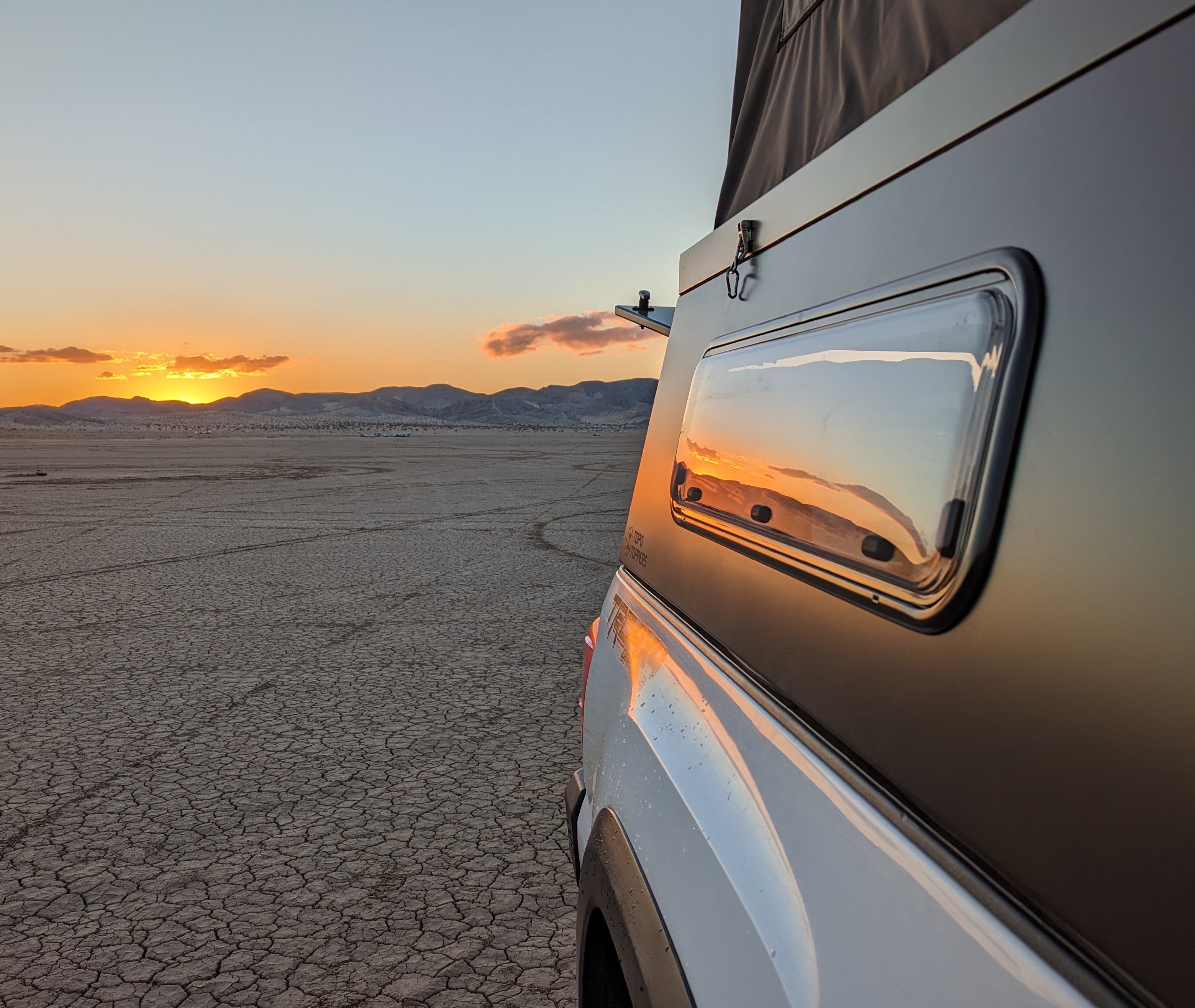 Tern Overland Awning Style Window (300x1100 / 11.81